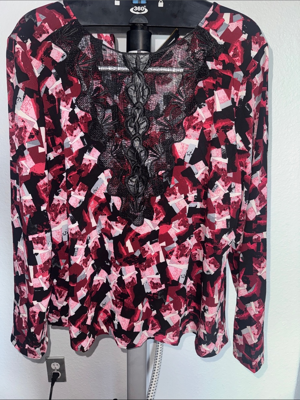 NY Collection Pink, Black & White Abstract Lace-Trim Long Sleeve Top